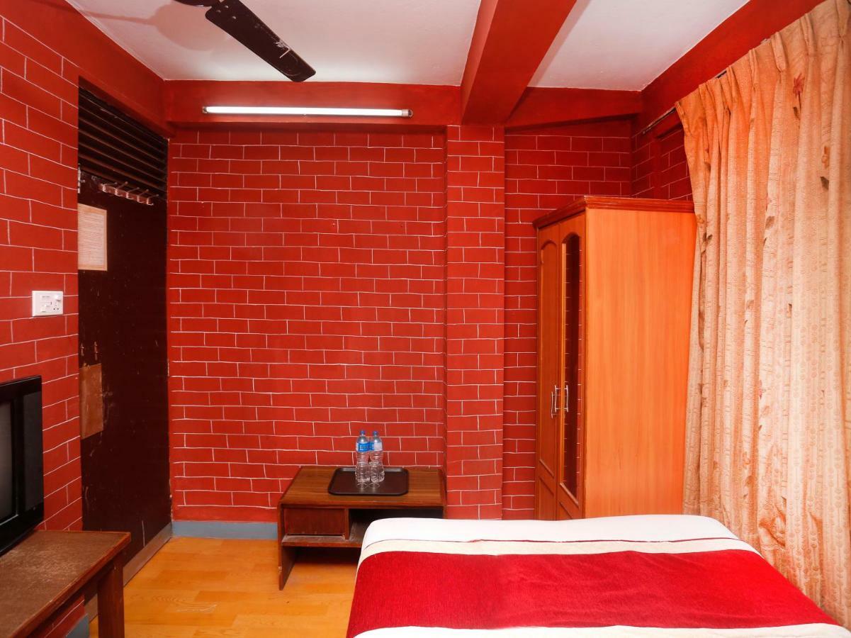 Spot On 497 Hotel Potala Thapathali Kültér fotó