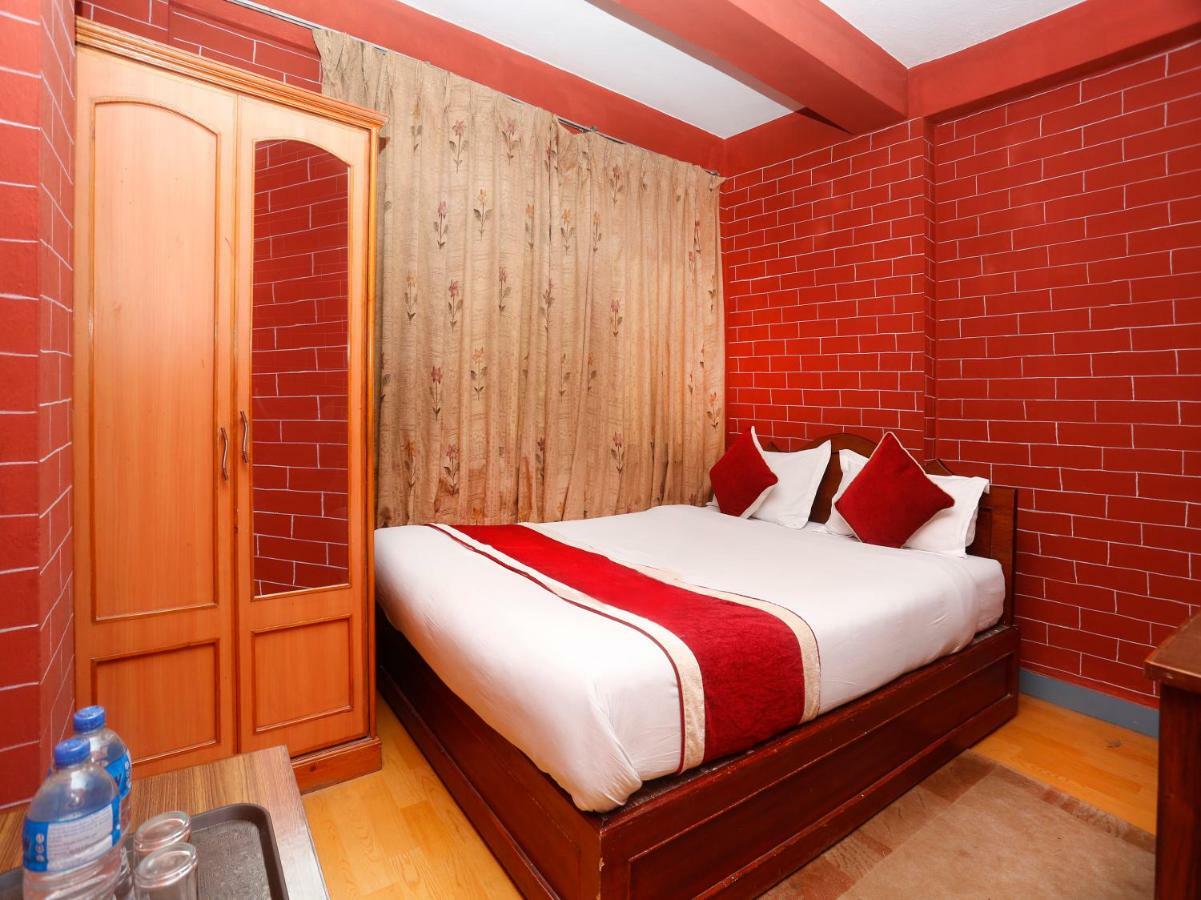 Spot On 497 Hotel Potala Thapathali Kültér fotó